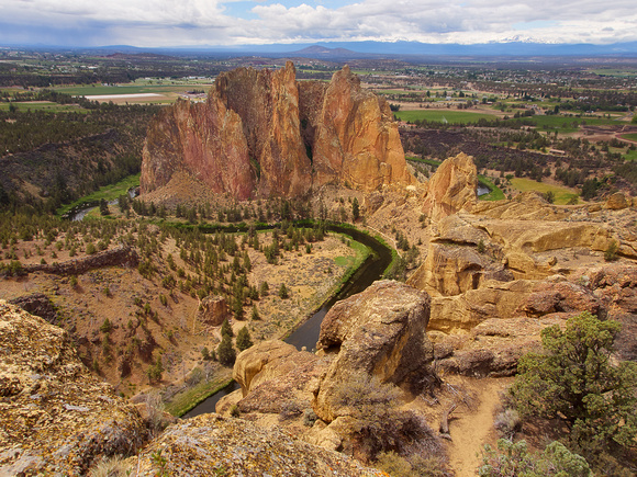 View from the top of Misery Trail, Smith Rock, Central Oregon