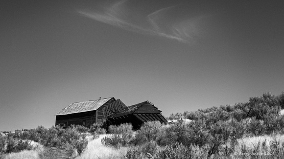 Old Shack seen while cycling out of Cottonwood Canyon State Park