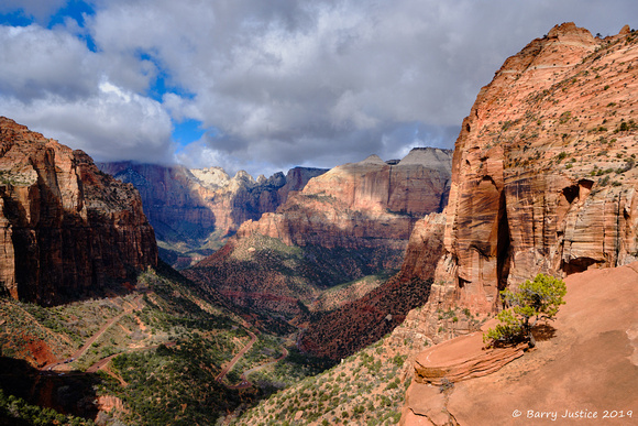 The view from the end of the Canyon Overlook Trail in Zion National Park